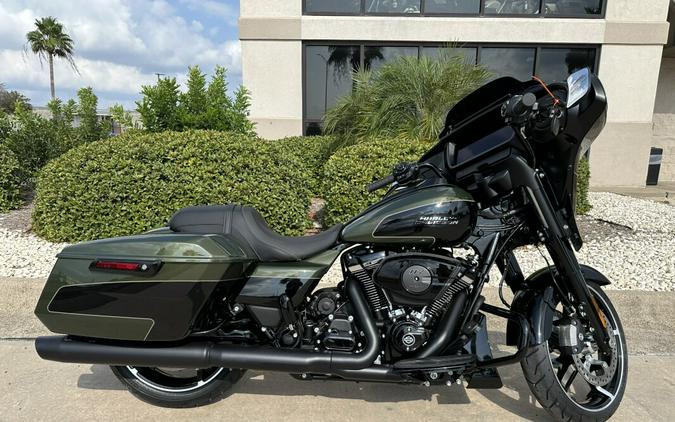 2026 Harley-Davidson Street Glide OLIV STL MTL/BLK W/ PINSTRI