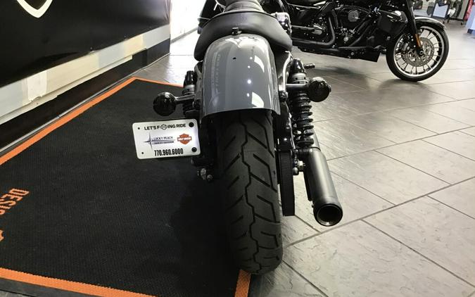 2022 Harley-Davidson® Iron 883™ Gunship Gray