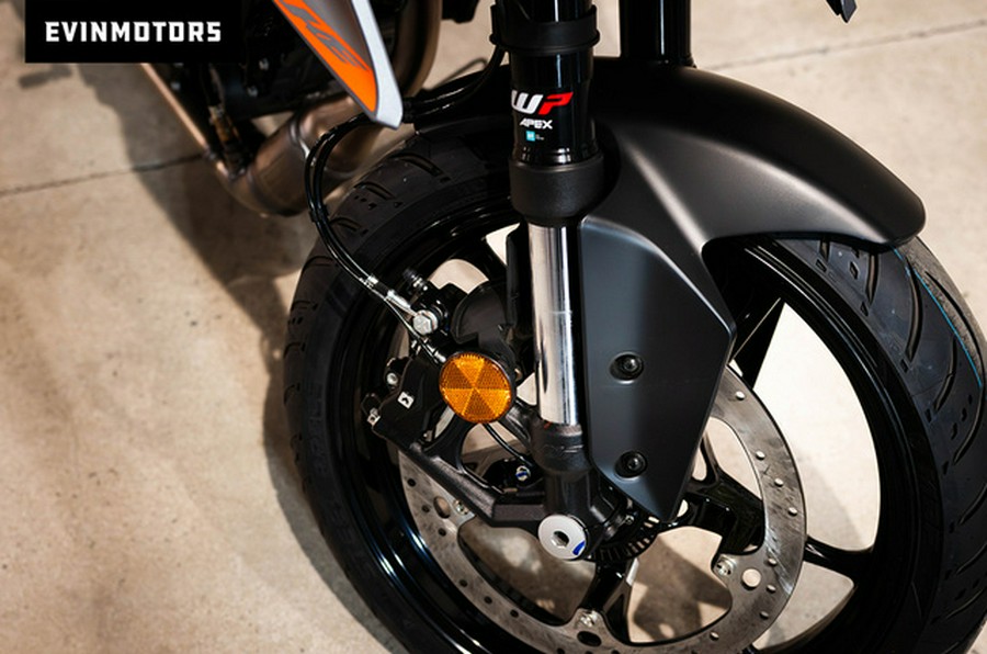 2026 KTM Duke 250