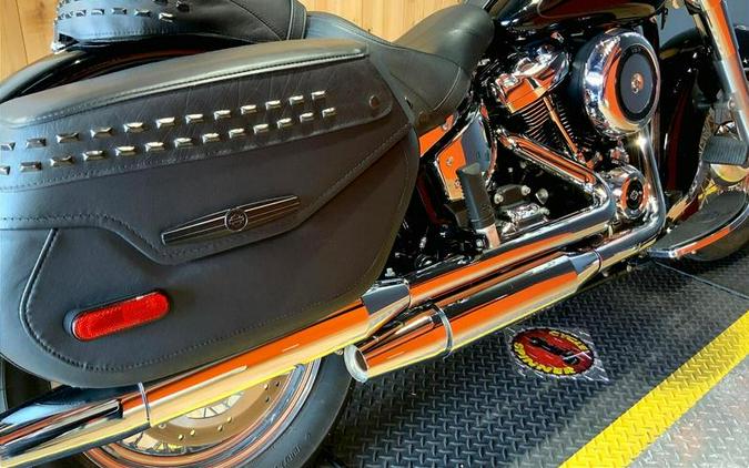 2020 Harley-Davidson® FLHC - Softail® Heritage Classic