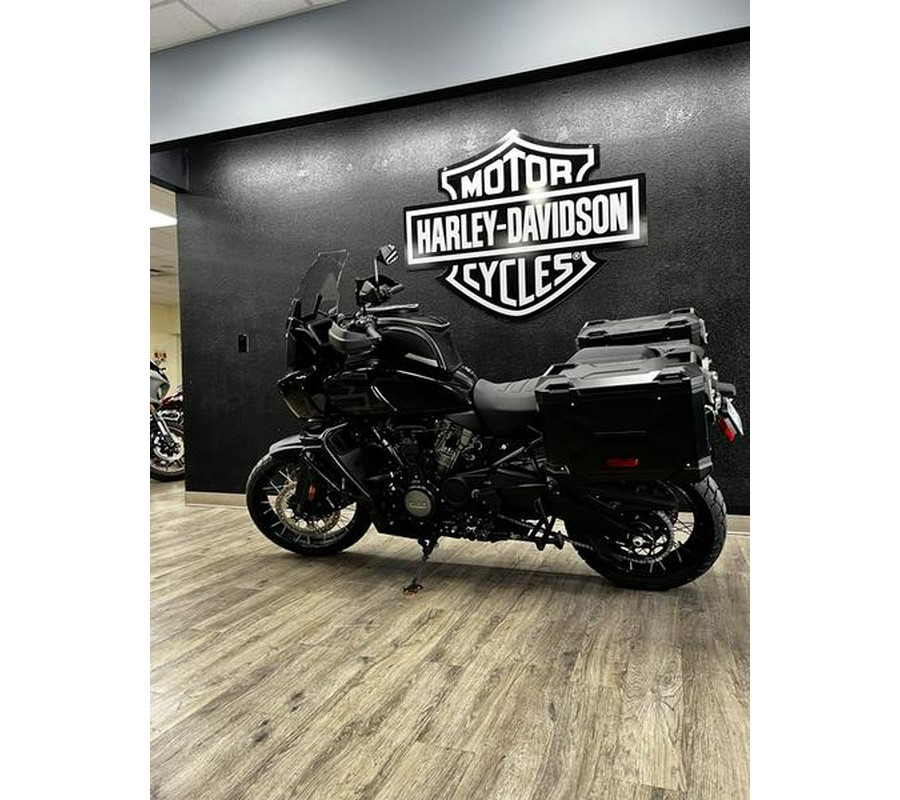 2022 Harley-Davidson® RA1250S - Pan America™ 1250 Special