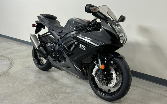 2025 Suzuki GSX-R600 (GSX-R600M5)