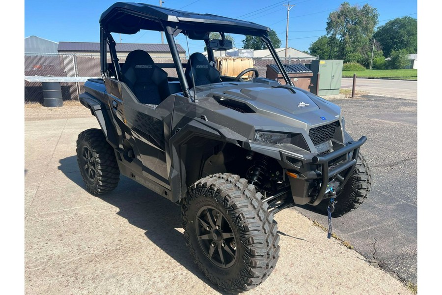 2025 Polaris GENERAL XP 1000 ULTIMATE - GRANITE GRAY Ultimate