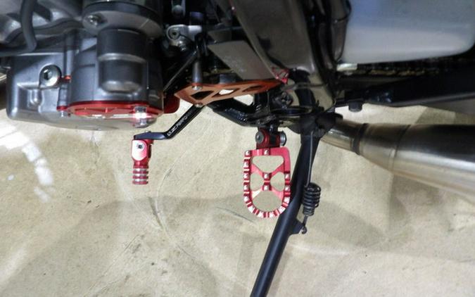 2022 Suzuki DR-Z 400SM