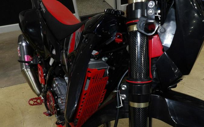 2022 Suzuki DR-Z 400SM