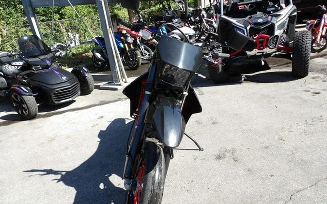 2022 Suzuki DR-Z 400SM