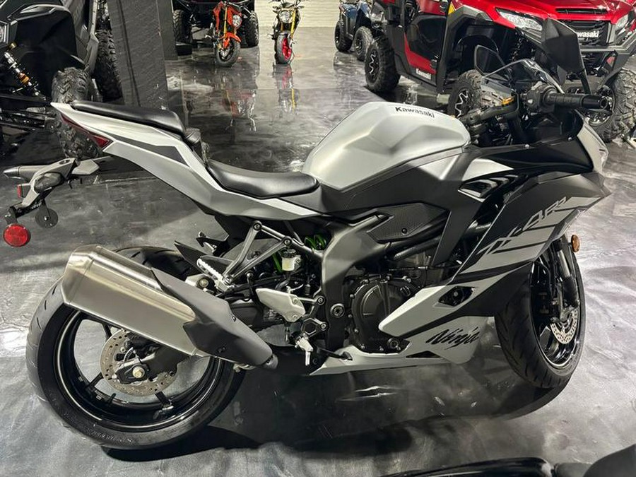 2025 Kawasaki NINJA® ZX™-4RR ABS