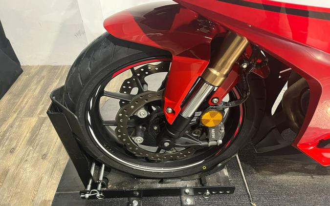 2023 Honda CBR500R ABS