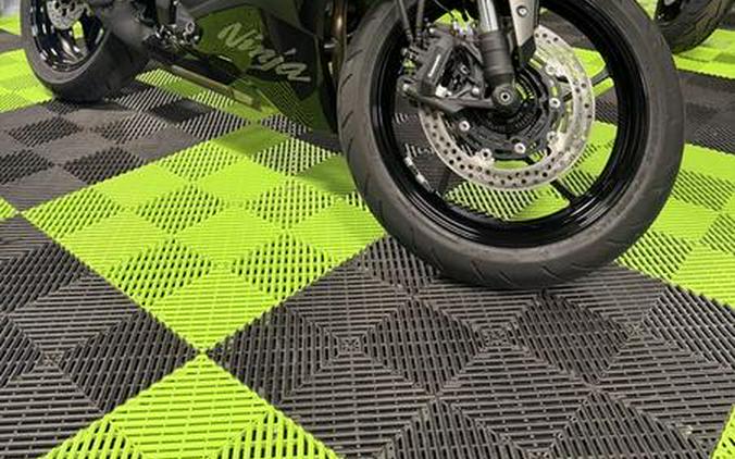 2026 Kawasaki Ninja® ZX™-4RR ABS