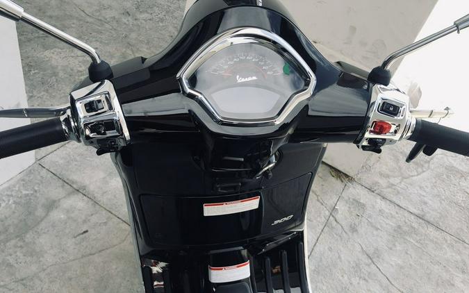 2023 Vespa GTS 300