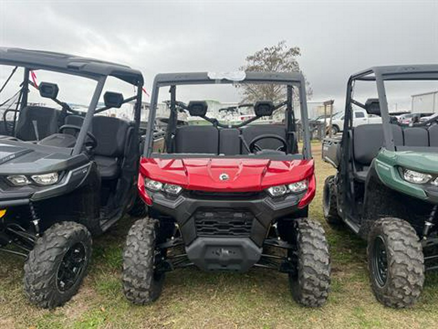 2024 Can-Am Defender DPS HD9