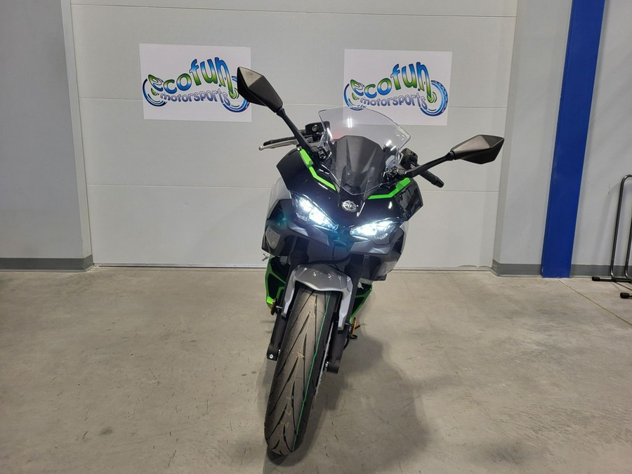 2024 Kawasaki Ninja 7 Hybrid ABS