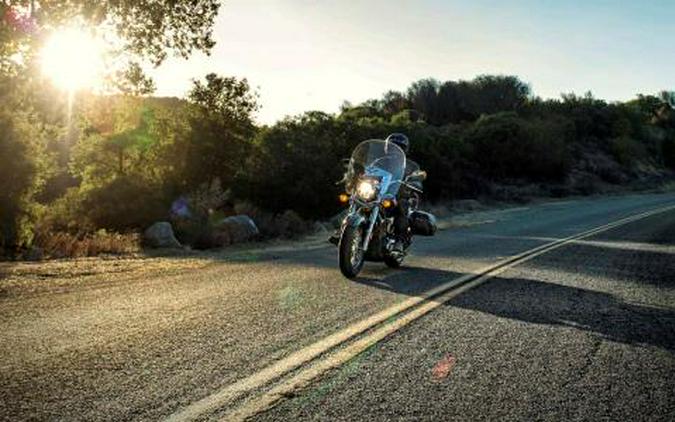 2015 Kawasaki Vulcan® 900 Classic LT