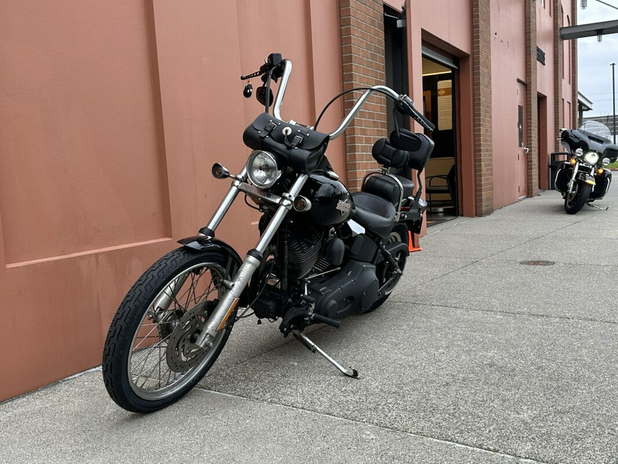 Harley-Davidson® Night Train® Vivid Black