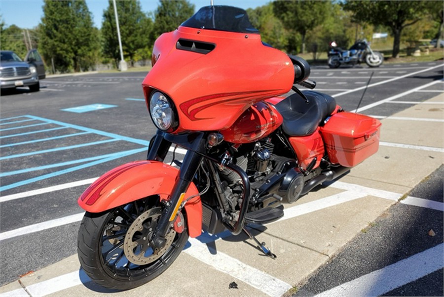 2018 Harley-Davidson Touring Street Glide Special