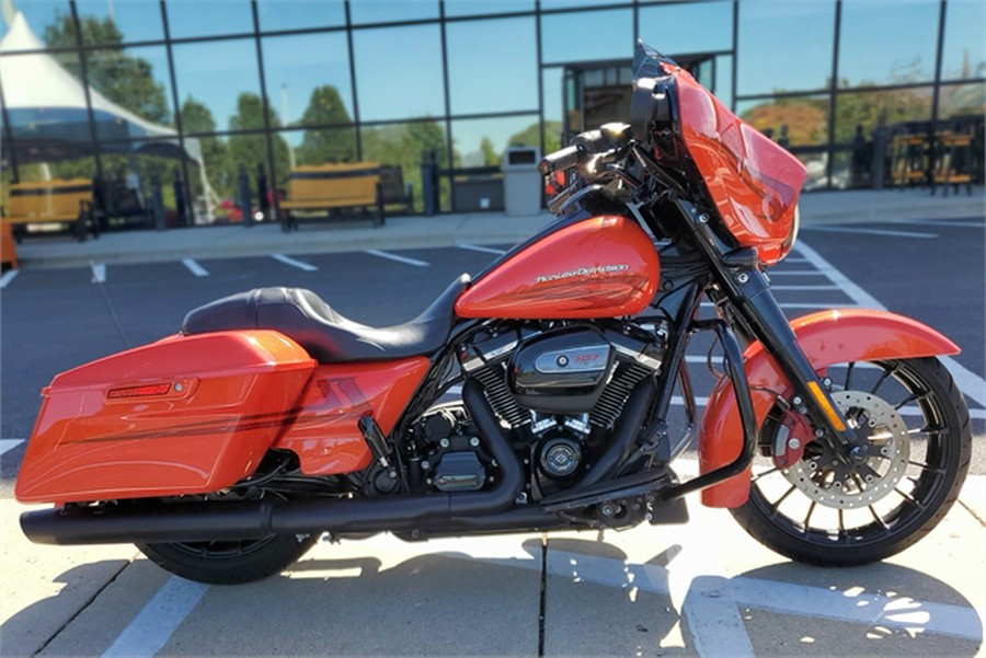 2018 Harley-Davidson Touring Street Glide Special