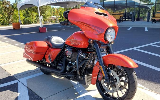 2018 Harley-Davidson Touring Street Glide Special