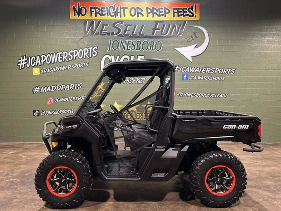 2024 Can-Am Defender XT HD9