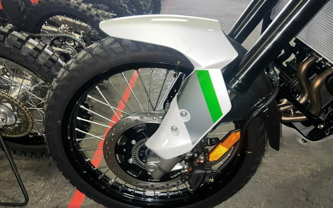 2026 Kawasaki KLE 500 ABS SE