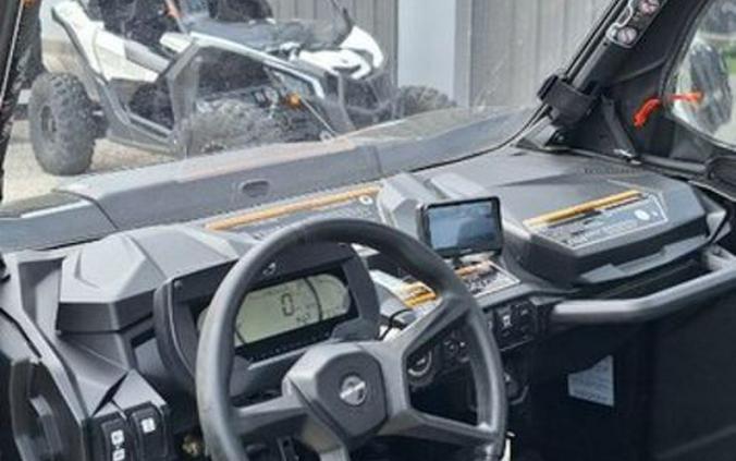 2023 Can-Am® Commander XT 1000R
