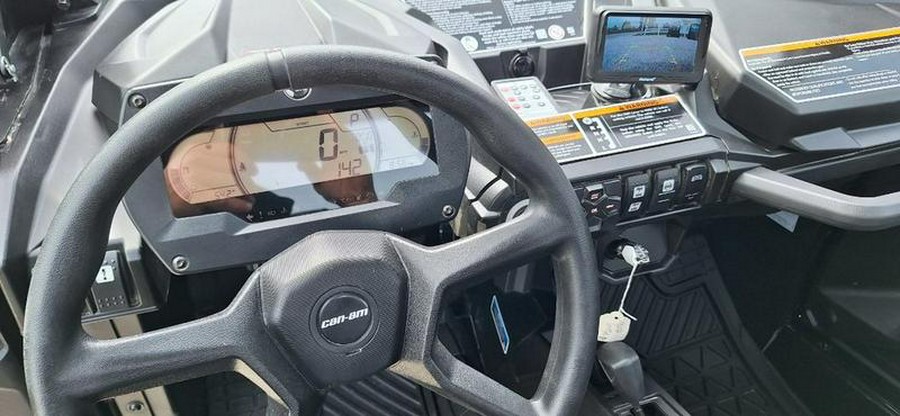 2023 Can-Am® Commander XT 1000R