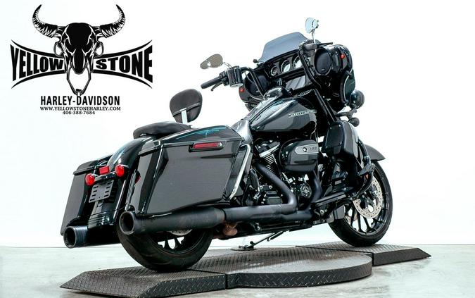 2018 Harley-Davidson® Street Glide® Special Vivid Black