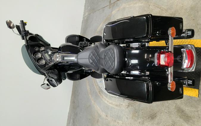 2013 Harley-Davidson® Ultra Limited - FP8846