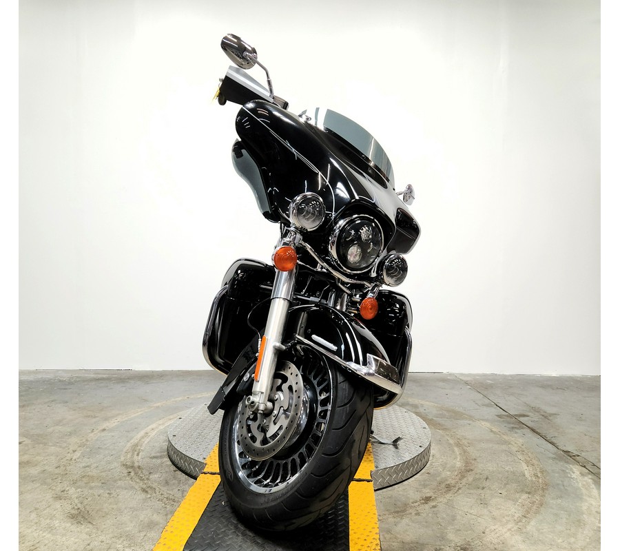2013 Harley-Davidson® Ultra Limited - FP8846