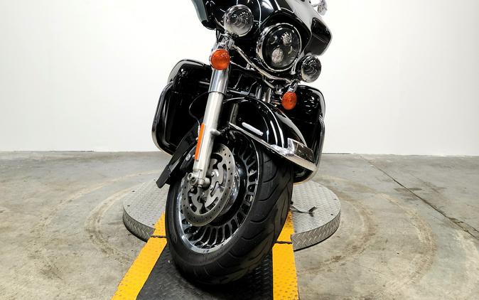 2013 Harley-Davidson® Ultra Limited - FP8846