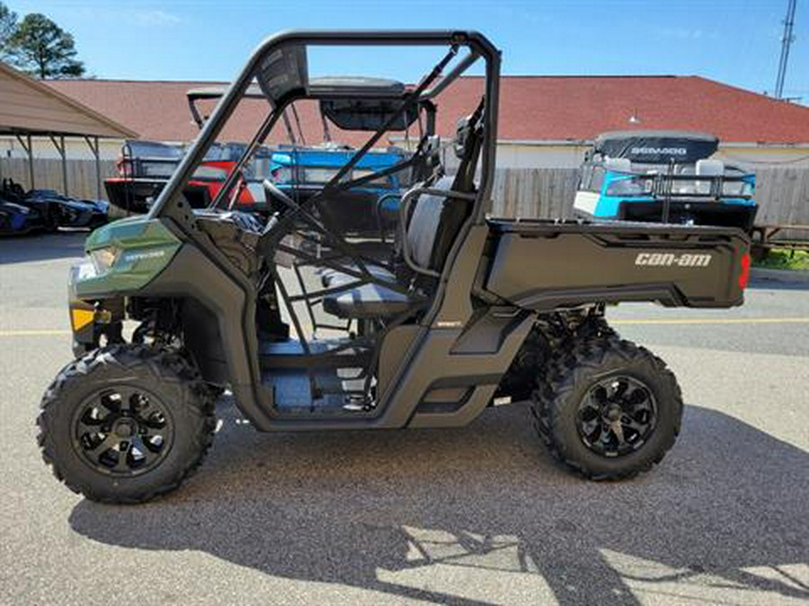 2024 Can-Am Defender DPS HD9