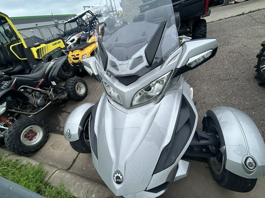 2010 Can-Am® Spyder Roadster RT