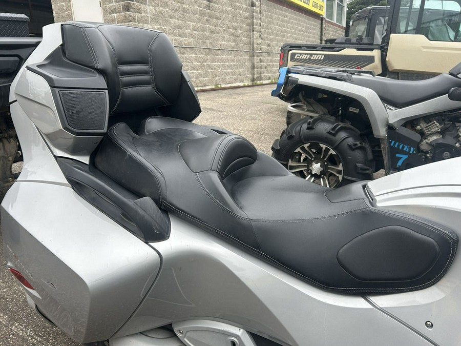 2010 Can-Am® Spyder Roadster RT