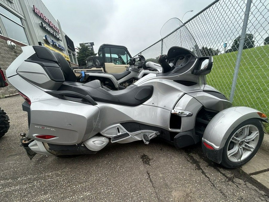 2010 Can-Am® Spyder Roadster RT