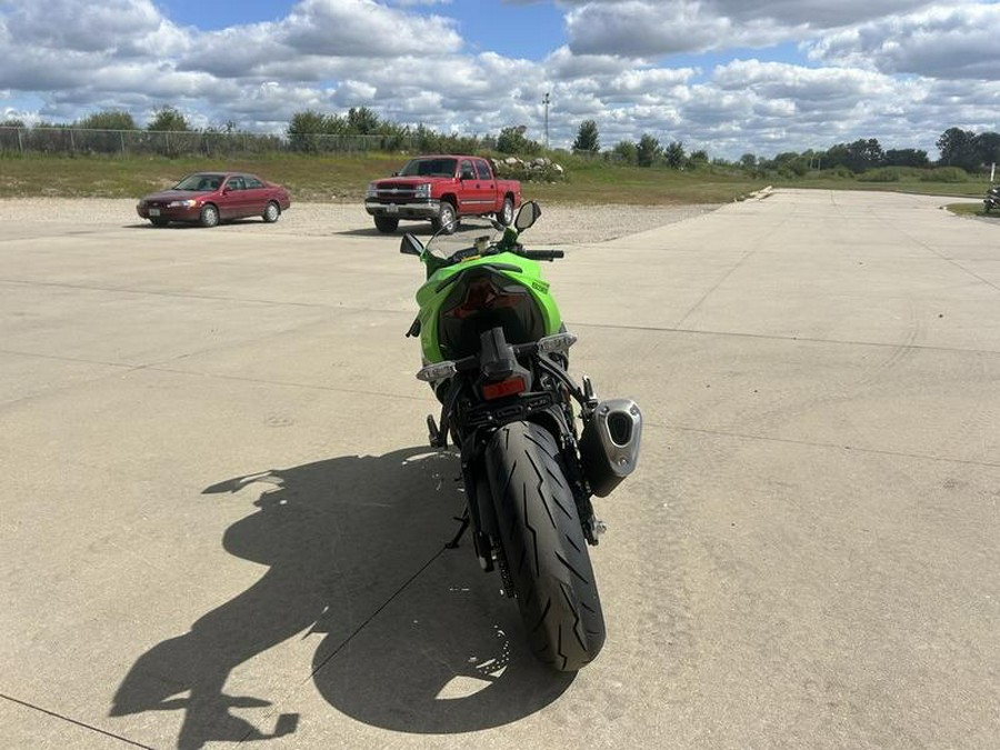 2025 Kawasaki Ninja ZX6R KRT ABS Green