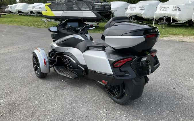 2024 Can-Am® Spyder RT Limited Dark Wheels