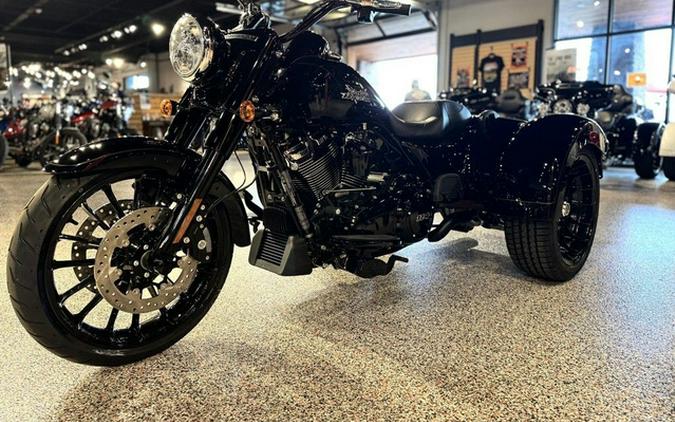 2025 Harley-Davidson Trike FLRT - Freewheeler