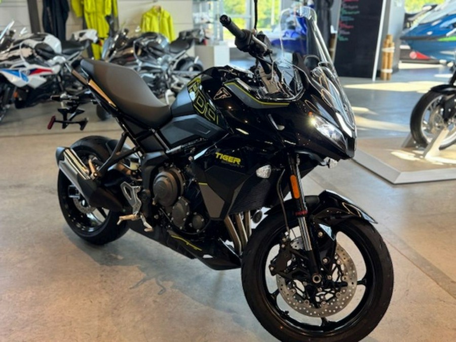 2025 Triumph Tiger Sport 800