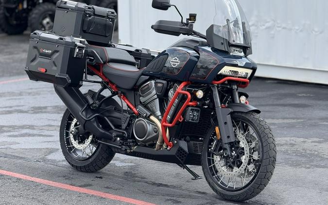 2025 Harley-Davidson® CVO™ Pan America®