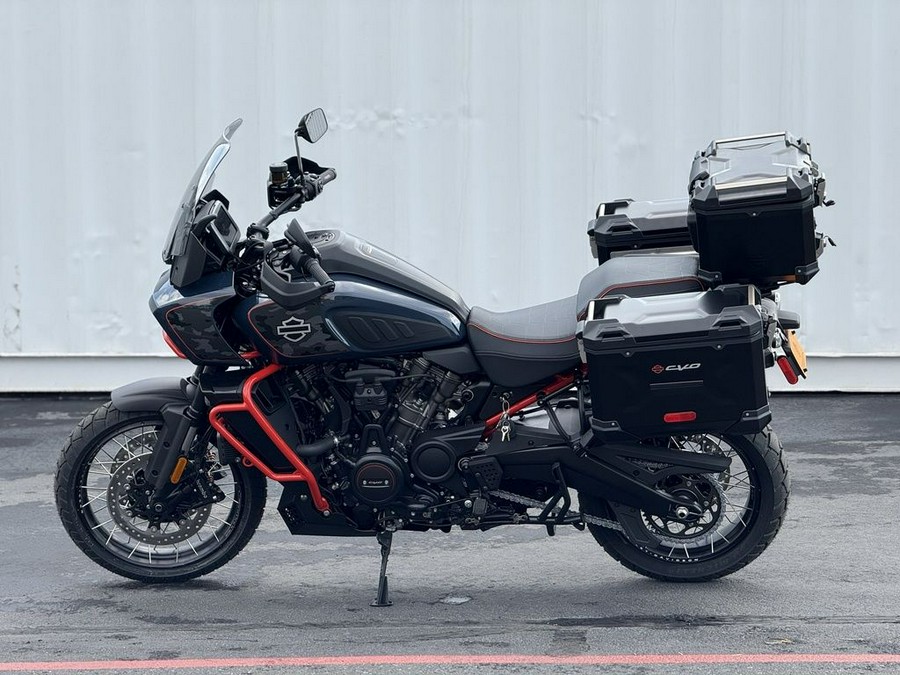 2025 Harley-Davidson® CVO™ Pan America®