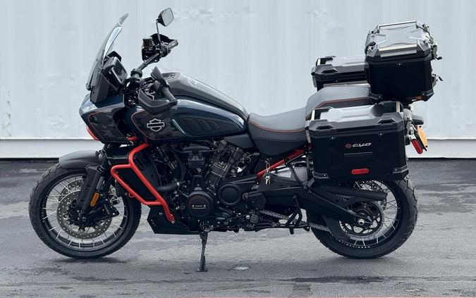 2025 Harley-Davidson® CVO™ Pan America®