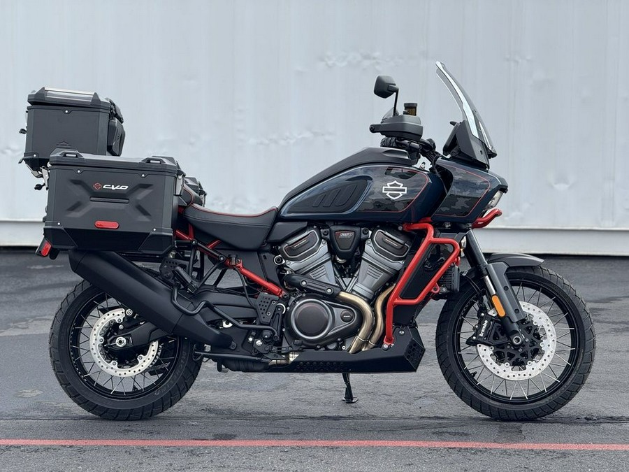 2025 Harley-Davidson® CVO™ Pan America®