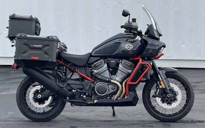 2025 Harley-Davidson® CVO™ Pan America®