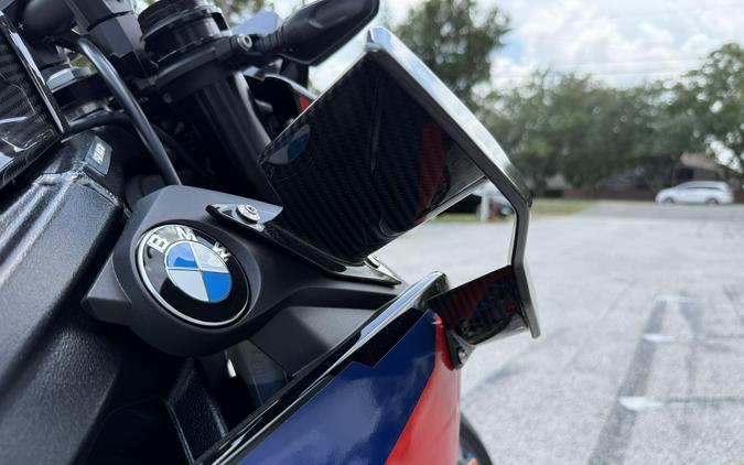 2025 BMW M 1000 R