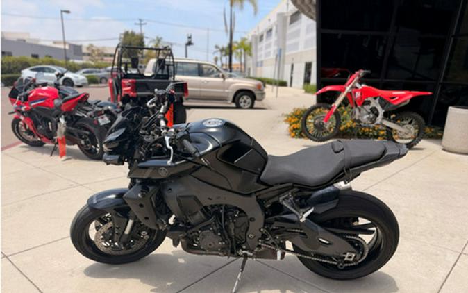 2023 Yamaha MT 10