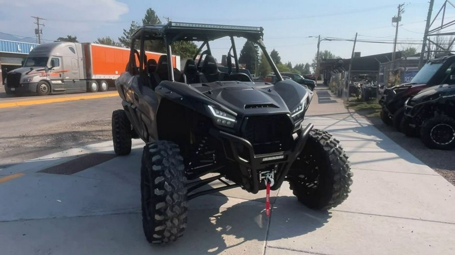 2025 Kawasaki Teryx® KRX4™ 1000 Blackout Edition