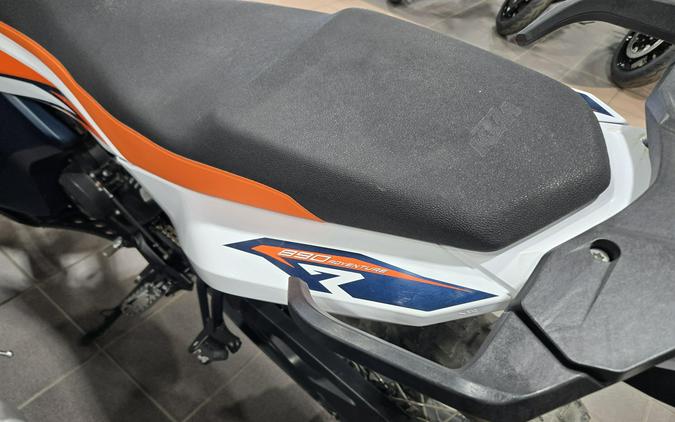 2023 KTM 890 ADVENTURE R