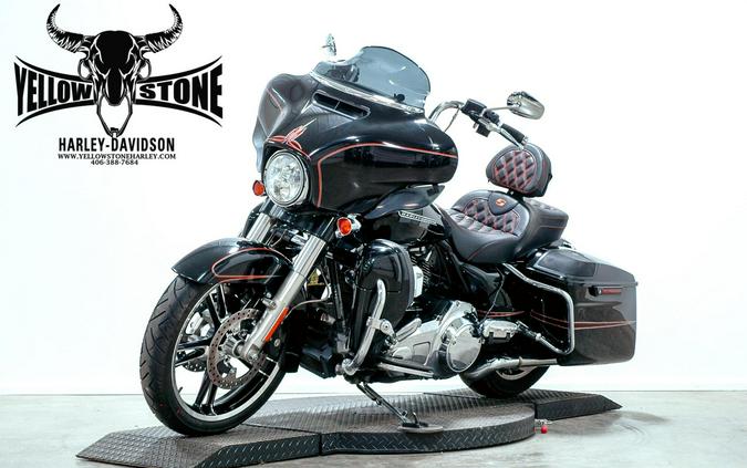 2014 Harley-Davidson® Street Glide® Vivid Black