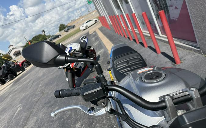 2027 Honda CB1000F Wolf Silver Metallic - 000382