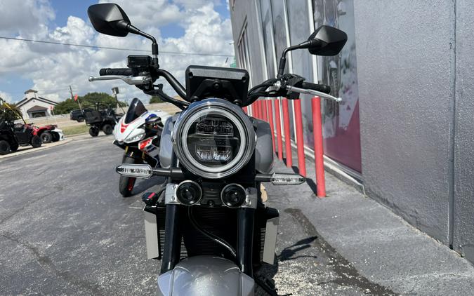2027 Honda CB1000F Wolf Silver Metallic - 000382