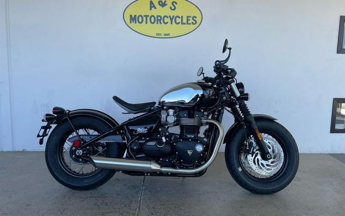 2023 Triumph Bonneville Bobber Chrome Edition Chrome / Jet Black